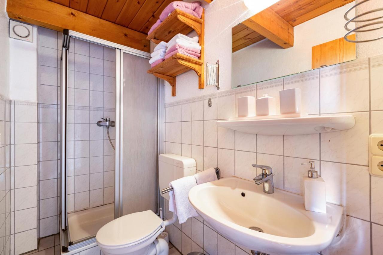 Schipp Landen Frida Apartment ฮูซุม ภายนอก รูปภาพ