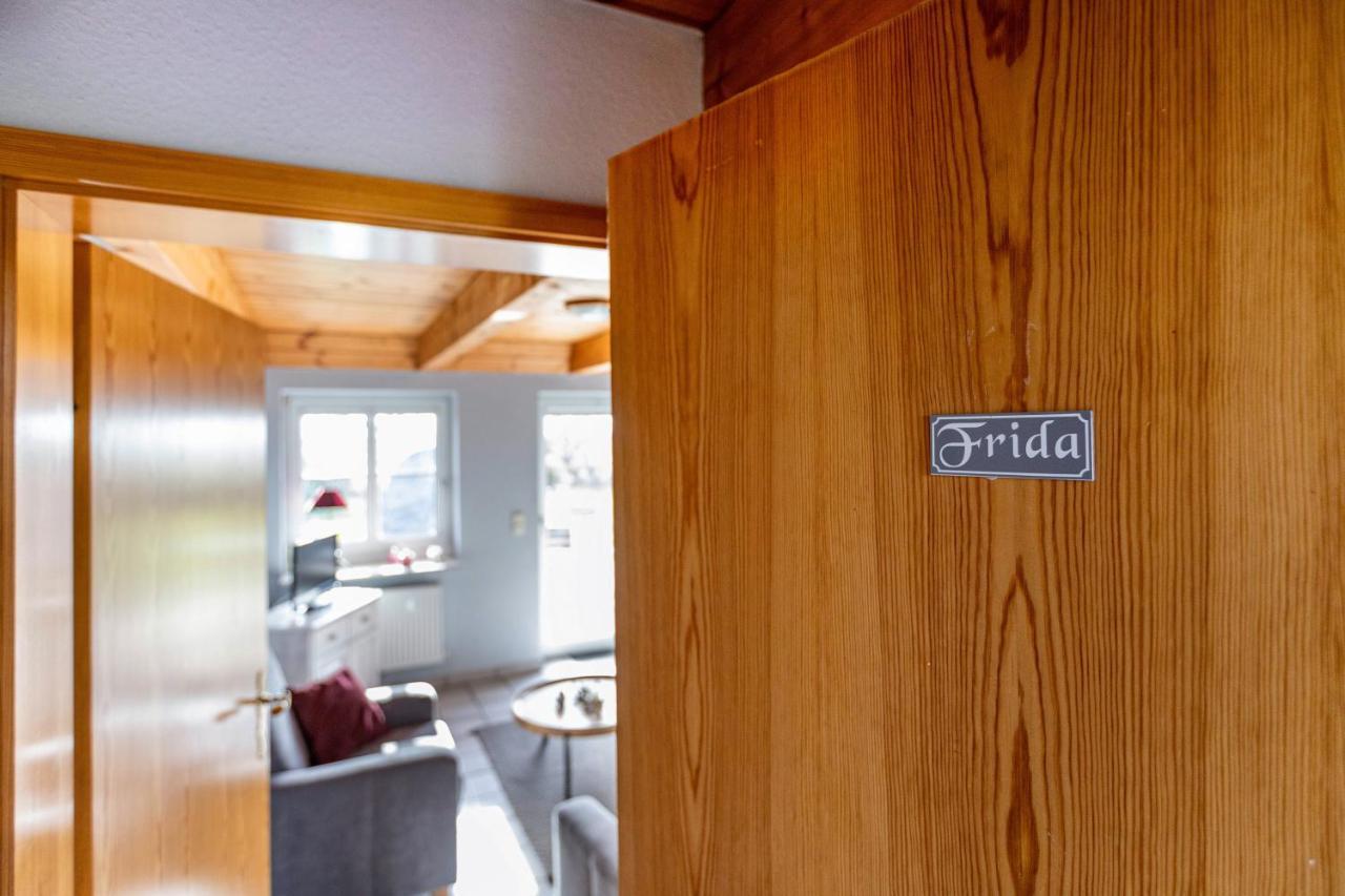 Schipp Landen Frida Apartment ฮูซุม ภายนอก รูปภาพ